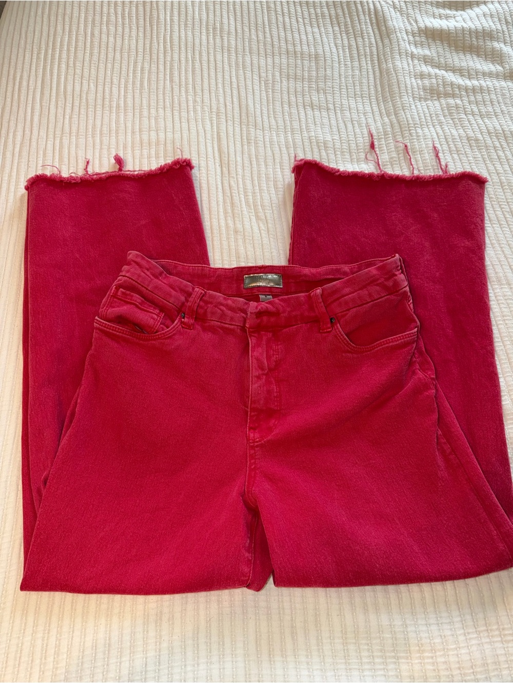KUT from the Kloth Meg Fab Ab Wide Leg Raw Hem Jeans in Raspberry Red - size 8 - Picture 1 of 3